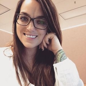 Meet your Posher, Avery